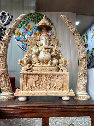 Lord statues