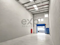 Functional Warehouse | Flexible Commercial Space