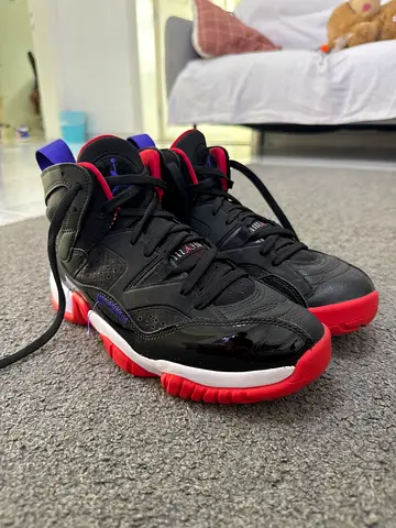 Air Jordan jumpman two trey