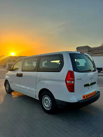صورة 6 لـ 2016 Hyundai H1