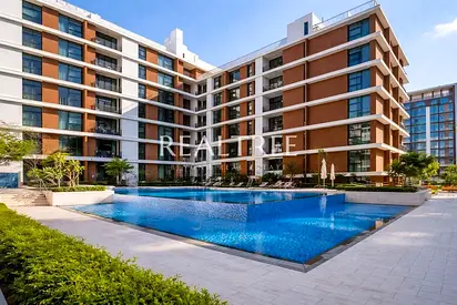 Ready to move | Pool View | Flexible Cheques