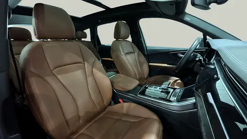 صورة 6 لـ 2023 AUDI Q7