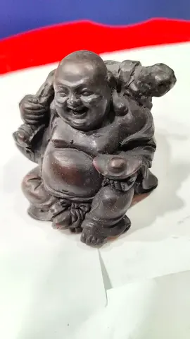 Resin wood laughing man sculpture 7cm height,6cm length