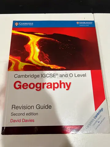 Cambridge IGCSE and O Level Geography Revision Guide (Second edition) by David Davies