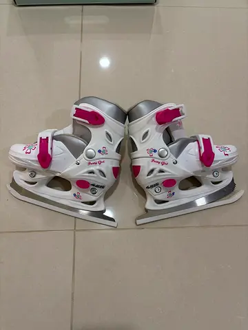 Adjustable Skate shoes for girls 6y-9y