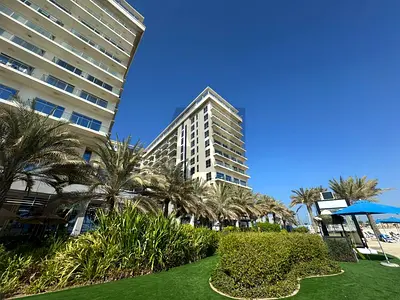 Modern Apartment | Furnished | Beach Access