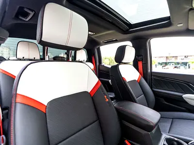 2025 GMC CANYON 照片 11