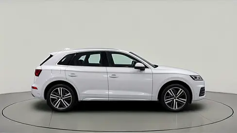 صورة مصغرة 3 لـ 2025 AUDI Q5