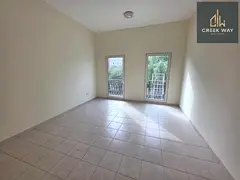 Spacious 2 bedroom with Balcony