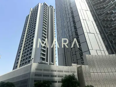 Business Bay | Minutes from Downtown I Best Priced