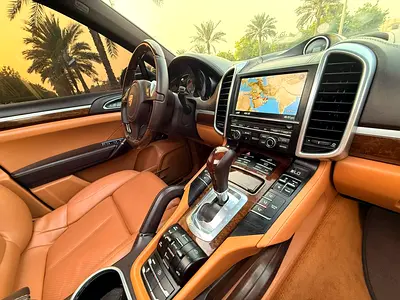 2014 Porsche CAYENNE photo 8
