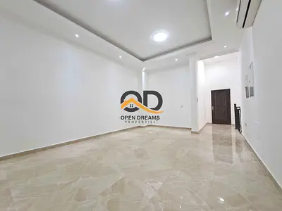 Like new lavish 4b villa available for rent hoshi area sharjah