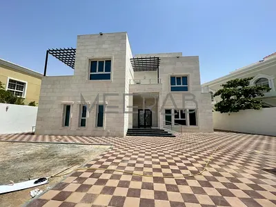 | WELL MAINTAINED | 5 BEDROOMS VILLA | ELEVATOR |
