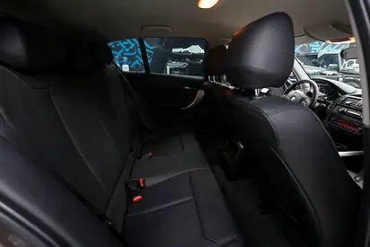 صورة 16 لـ 2016 BMW 1-SERIES