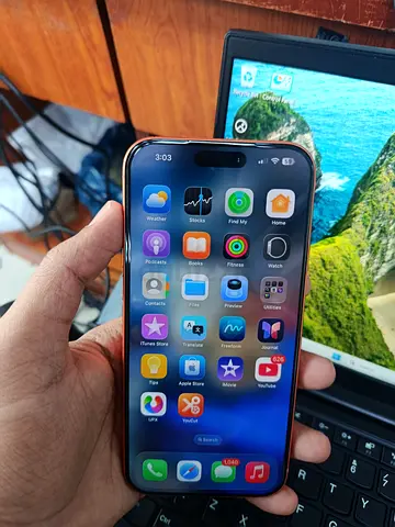 Iphone 17 pro max look like brand new