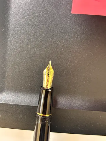 BRAND NEW PILOT CUSTOM 74 BLACK fountain pen MEDIUM NIB