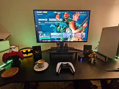 Gaming desk and chair