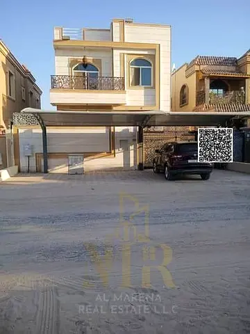 فرصة مميزة لامتلاك فيلا عائلية في منطقة الروضة 1 – عجمان، تتميز بموقع ممتاز بجوار المسجد بسعر شامل كهرياء ومية ومكيفات