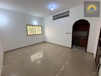 Spacious Studio Behind Khalidiyah Park 3600 Monthly