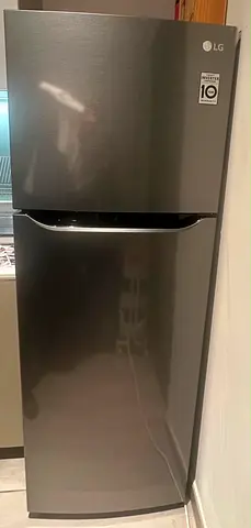 LG Inverter Linear Refrigerator in Graphite Grey