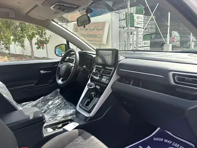 2024 Toyota INNOVA 照片 10