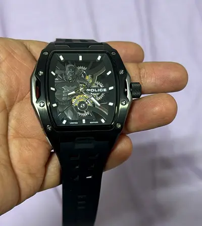 Police men’s automatic watch, black limited edition, good condition