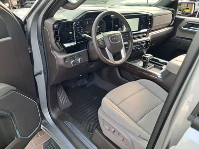 2025 GMC SIERRA 缩略图 9