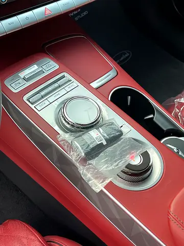 Genesis GV70 Platinum Sport, миниатюра 9