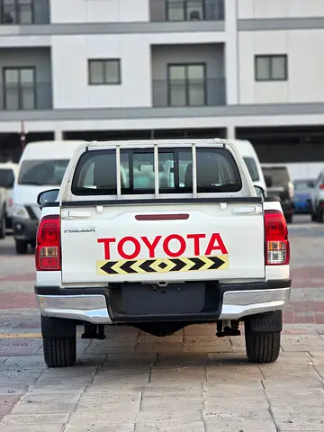 صورة 7 لـ 2016 Toyota HILUX