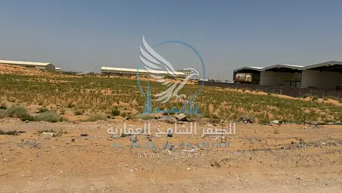 أرض استثمارية مميزة في منطقة الصجعة  فرصة استثمارية مميزة لأصحاب المشاريع والمستثمرين أرض بمساحة 95000 قدم مربع في منطقة الصجعة بعقد