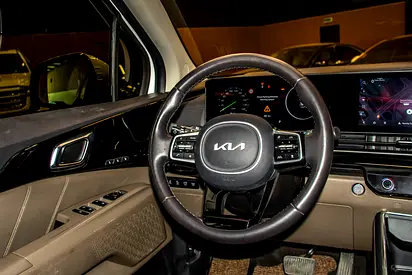 Kia Carnival DLX, миниатюра 13