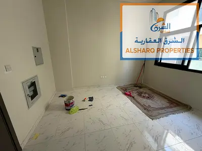 استوديو ثاني ساكن في الجرف 3 – عجمان، بجوار السوق الصيني، بمساحة جيدة وتقسيم عملي، مع مطبخ شبه منفصل، في موقع حيوي وقريب من جميع الخدما