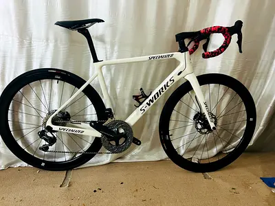Road bike full carbon di2 electric