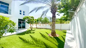 Semi Detach | Contemporary Living | A Must See