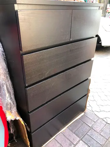 Dark Wood 5-Drawer Chest / Dresser - Good Condition