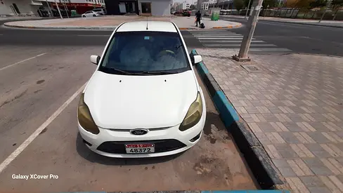 2011 FORD FIGO 照片 2