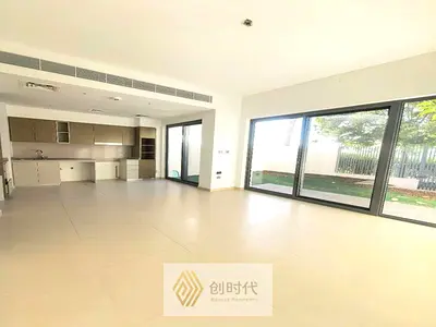 Park View | Spacious Lay Out | Vacant