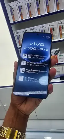 Vivo x300 ultra