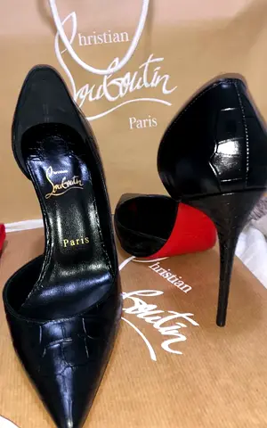 Christian louboutin Iriza brand new croco embossed pumps
