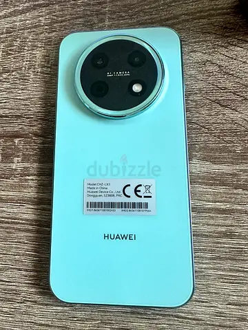 Huawei smartphone - mint green, good condition