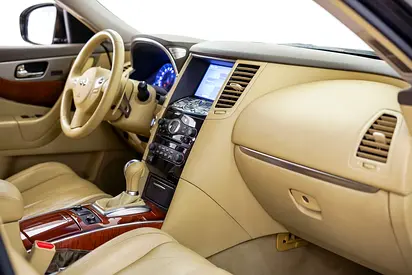 2015 Infiniti QX70 照片 16