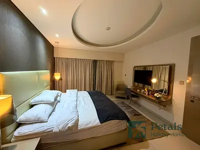 Chic 1BR at DAMAC Paramount | Luxury Stay in the Heart of Dubai