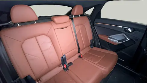 صورة 10 لـ 2024 AUDI Q3
