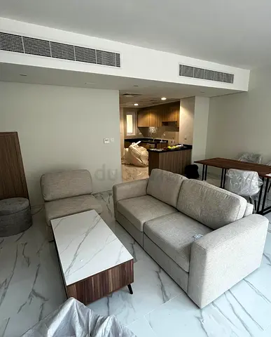 Light biege 4 seater Modular sofa - good condition (each piece can be moved around)