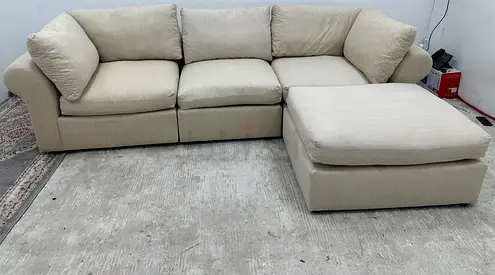 Like new condition pottery barn modular sofa