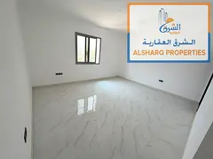 Brand new studio apartment for first occupancy - very spacious - open view - separate kitchen - prim
