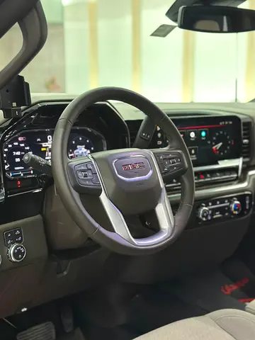 2025 GMC SIERRA 照片 10