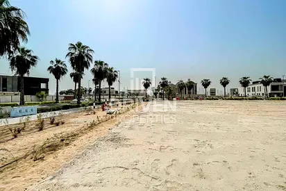 Rare Corner Plot | Prime Location | Freehold Land