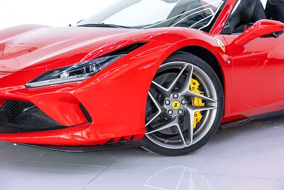 صورة مصغرة 7 لـ 2021 Ferrari F8 SPIDER