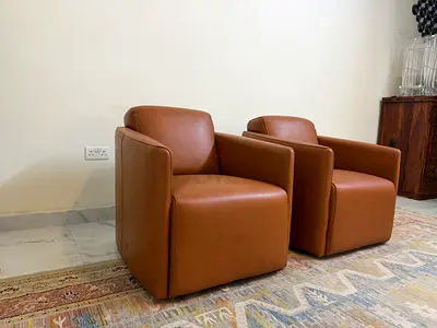 Timothy Oulton Luxury Cognac Leather Armchairs — Exceptional Designer Pair